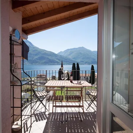 Ferienhaus Casa Del Sole - By Lovecomo Pianello Del Lario