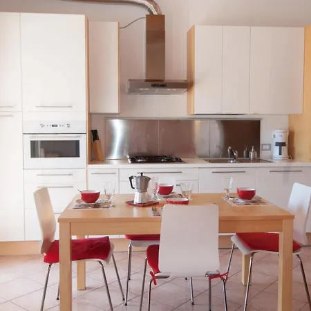 Casa Del Sole - By Lovecomo Ferienhaus *